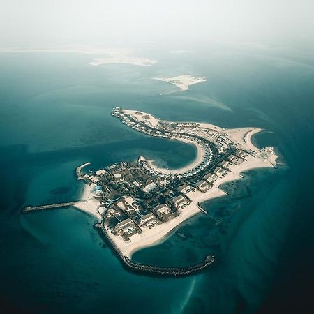 Nurai Island, Saadiyat Hotel Абу Даби Екстериор снимка Aerial view of the island